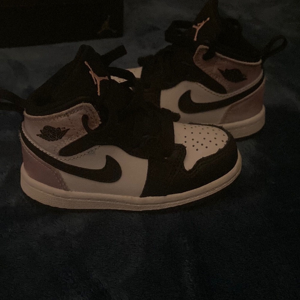 Toddler Jordan 1s